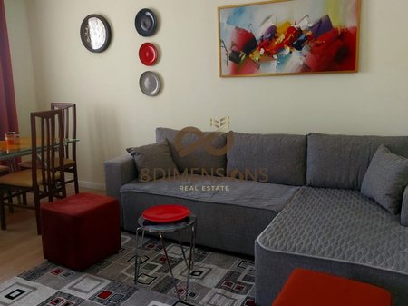 APARTAMENT 1+1 ME QERA NE ALI DEM PRANE SHKOLLES KUSHTRIMI I LIRISE ( D8241Z-35 )