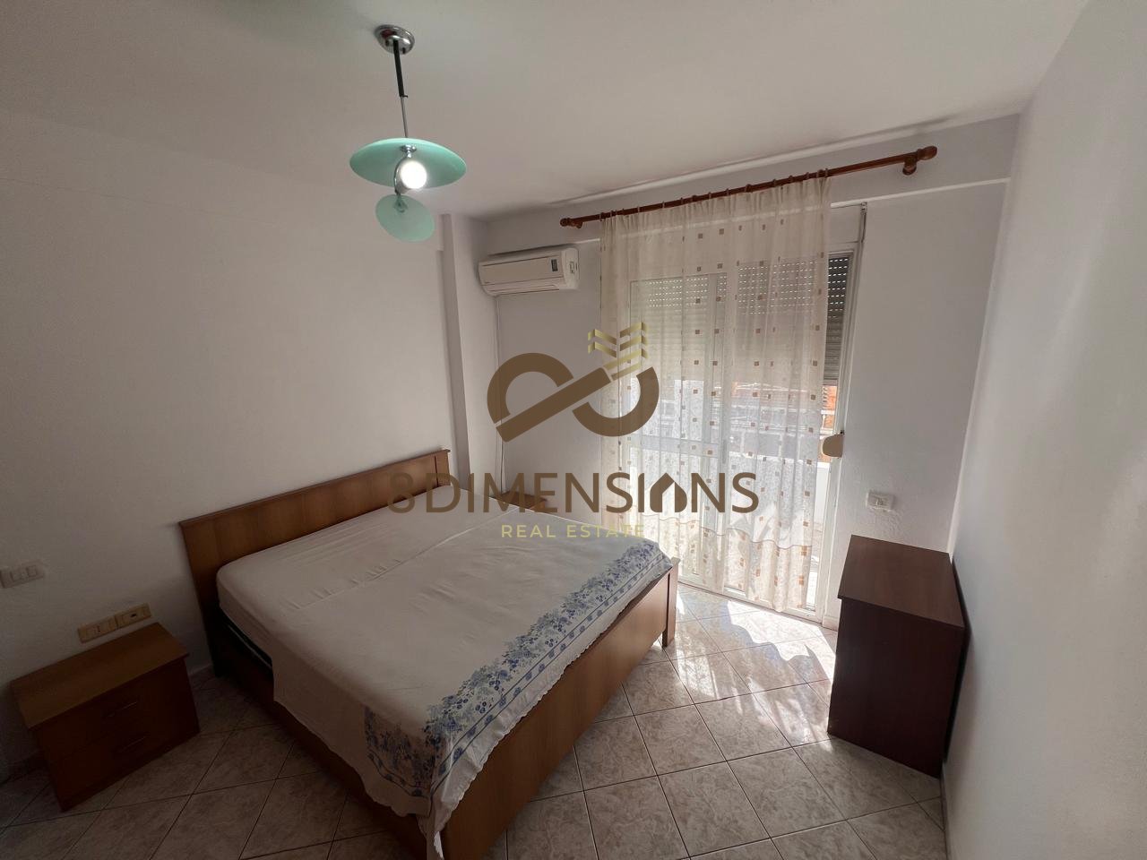 Apartament 3+1+ 2 tualete me qera  tek Selvia prane Supermarket "Xhangolli", ne Tirane(ID D8243A-8)