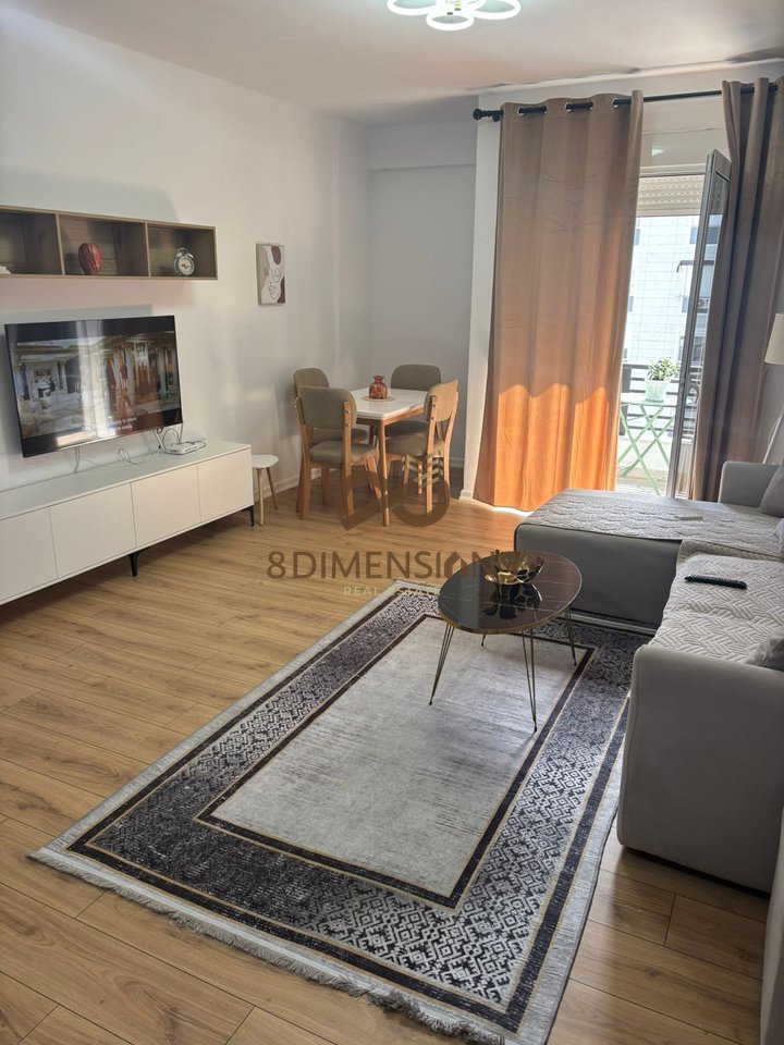 Apartament 2+1 +2 tualete & 2 ballkone me qera ne zonen e 21 Dhjetorit - Tirane