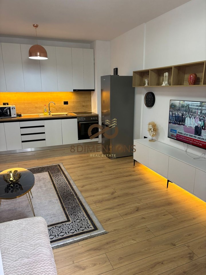 Apartament 2+1 +2 tualete & 2 ballkone me qera ne zonen e 21 Dhjetorit - Tirane