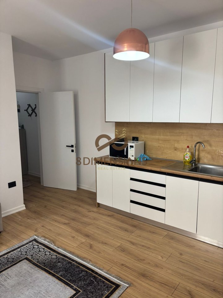 Apartament 2+1 +2 tualete & 2 ballkone me qera ne zonen e 21 Dhjetorit - Tirane