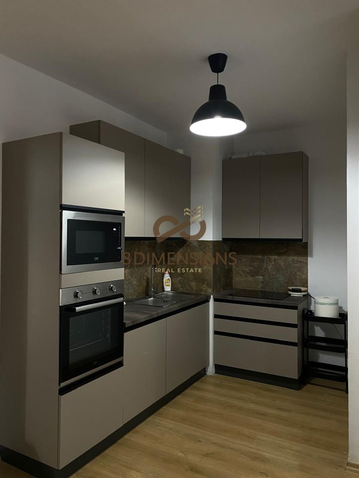 Apartament 2+1 i mobiluar ne menyre moderne  me qera ne Astir prane Spar ne Tirane (ID D8242A-85)