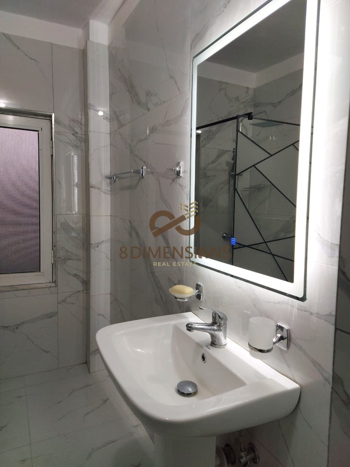 APARTAMENT 1+1 ME QERA NE ALI DEM PRANE SHKOLLES KUSHTRIMI I LIRISE ( D8241Z-35 )