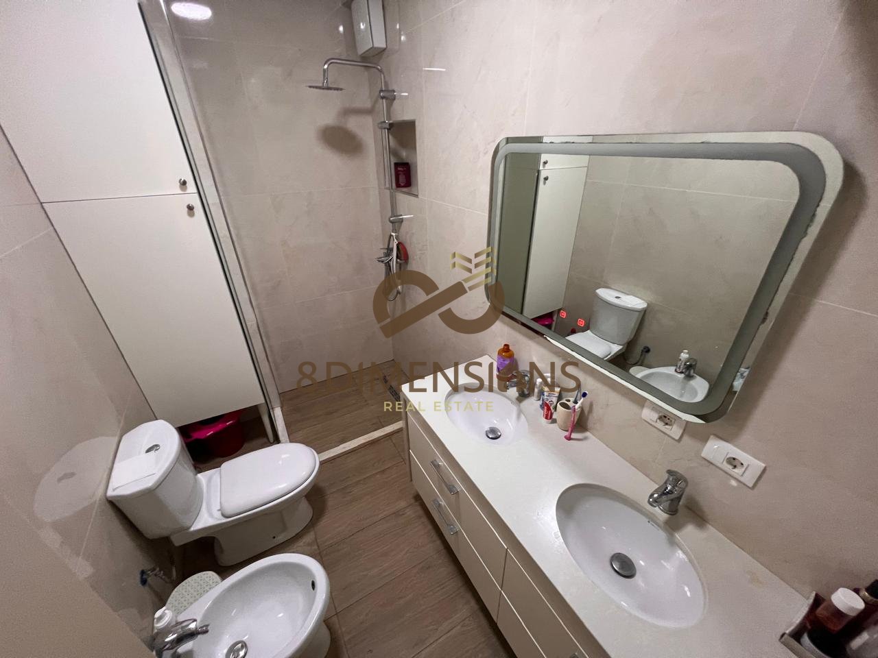 Luxury 2+1 apartment for rent in Fresk near Qesarakes Restaurant, in Tirana (ID D8242A-89)