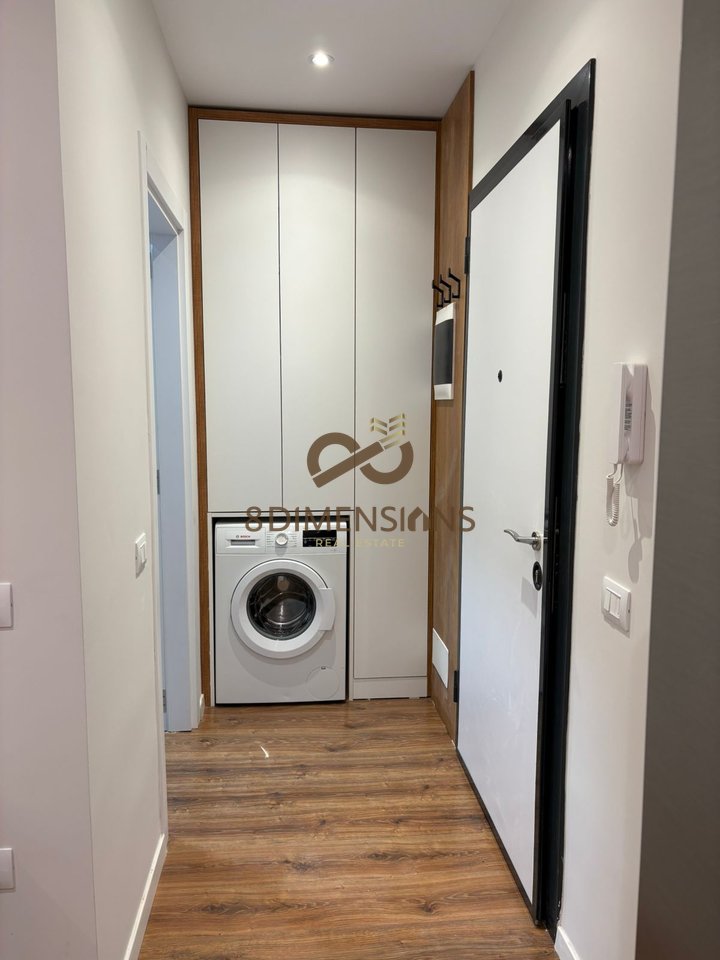 Jepet me qera Apartament 1+1 ne prane Kupoles ne Laprake (D8241A-95)