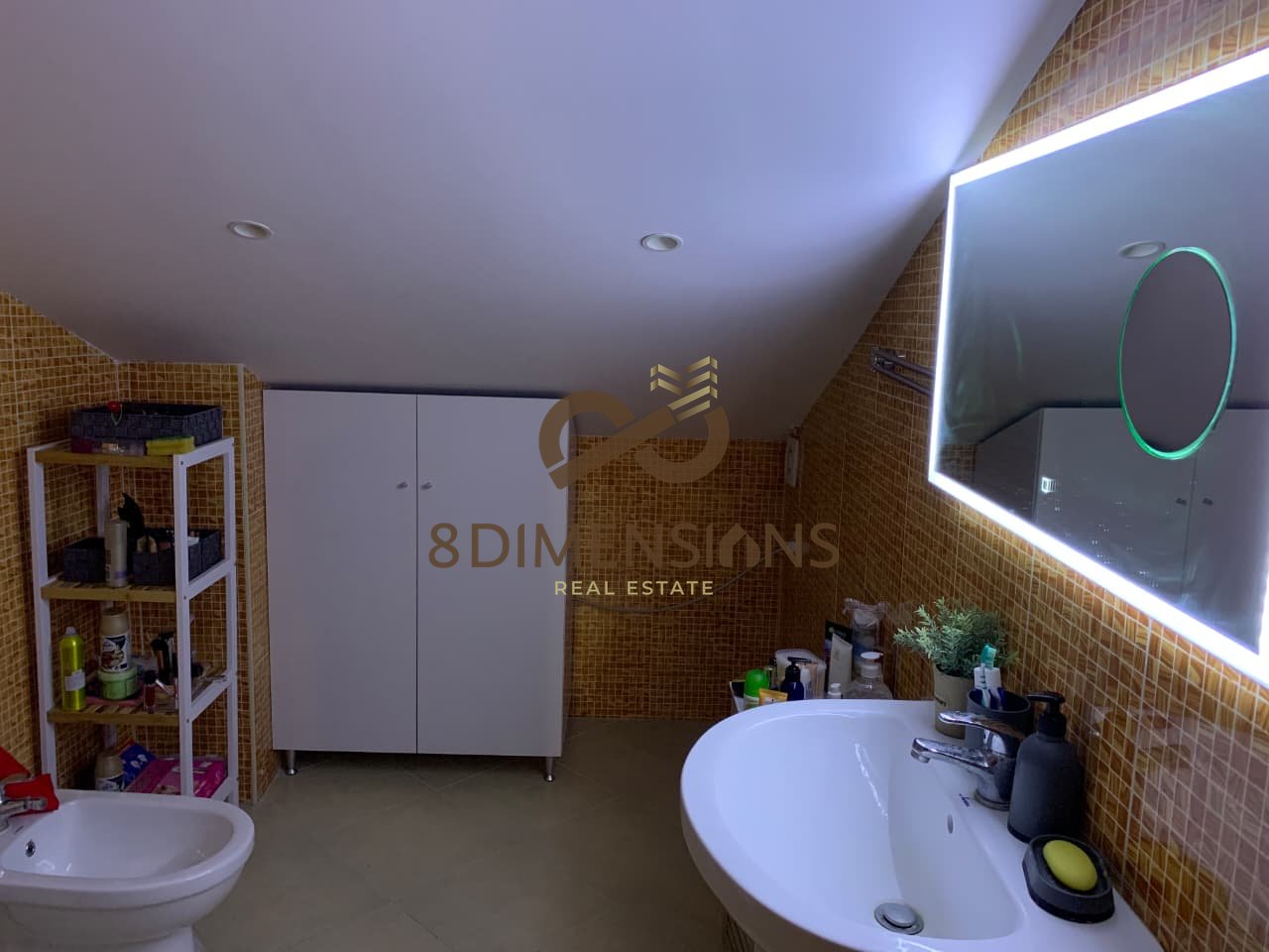 Apartament 2+1 +Verande me Pamje Panoramieke me qera ne Fresk - Tirane