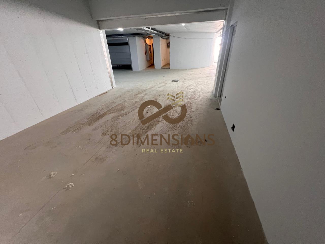 Vile në shitje pranë TEG – në një nga rezidencat më elitare  (D819A-10)