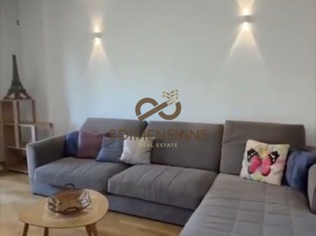 Jepet me qera Apartament 2+1  te Rruga Sales  (D8242A-102)