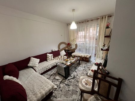 Shitet Apartament ne Astir prane Bar Univers