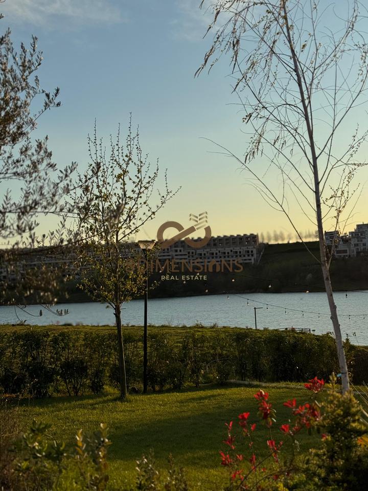 Duplex ne shitje tek Swan Lake Residence, Liqeni i Farkes