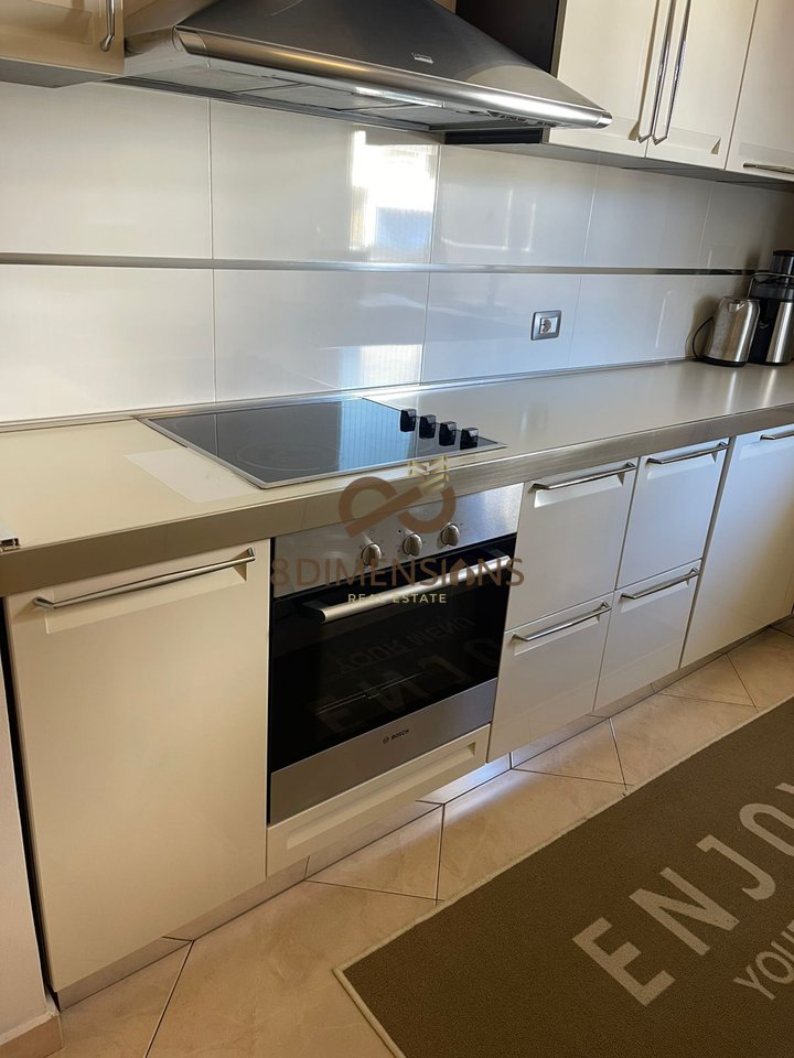 Apartment 2+1+2 bathrooms for sale on Rrugica Sales with a mortgage (D8142A-64)