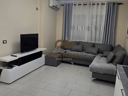 Appartamento 2+1 in affitto ad Astir vicino al European Learning Center