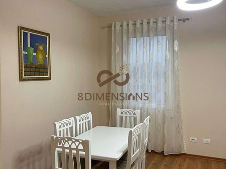 Appartamento 2+1 in affitto, 2° piano di una casa privata nella zona di Fresku a Tirana (ID D8242A-108)