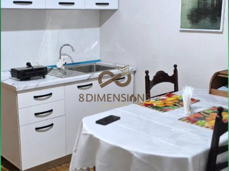 JEPET ME QERA APARTAMENT 1+1 ME KUZHINE ME VETE NE RRUGEN FERIT XHAJKO, PRANE ISH RESTORANT DURRESIT (D8241Z-40)