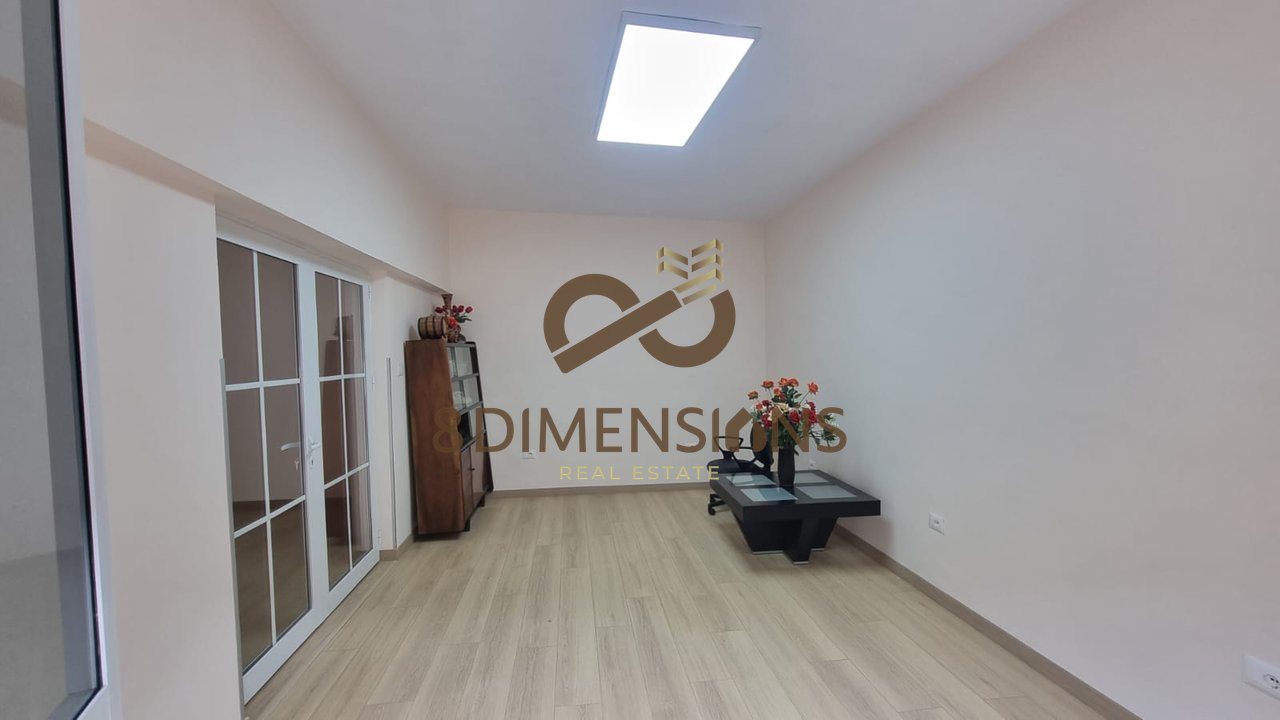 Commercial space for rent at Mine Peza near Le Bon