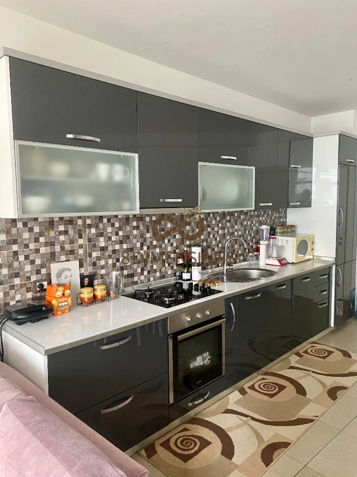 Apartament 2+1 me 2 tualete ne shitje ne Yzberisht prane Kompleksit Grand Gallery ne Tirane (ID D8142A-70 )