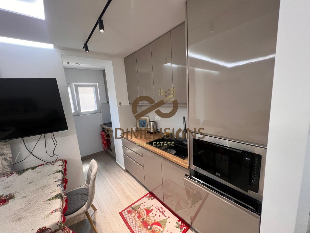 Apartament Luksoz 2+1 ne shitje  tek Brryli  brenda Unaze ne Tirane (ID D8142Z-12 )