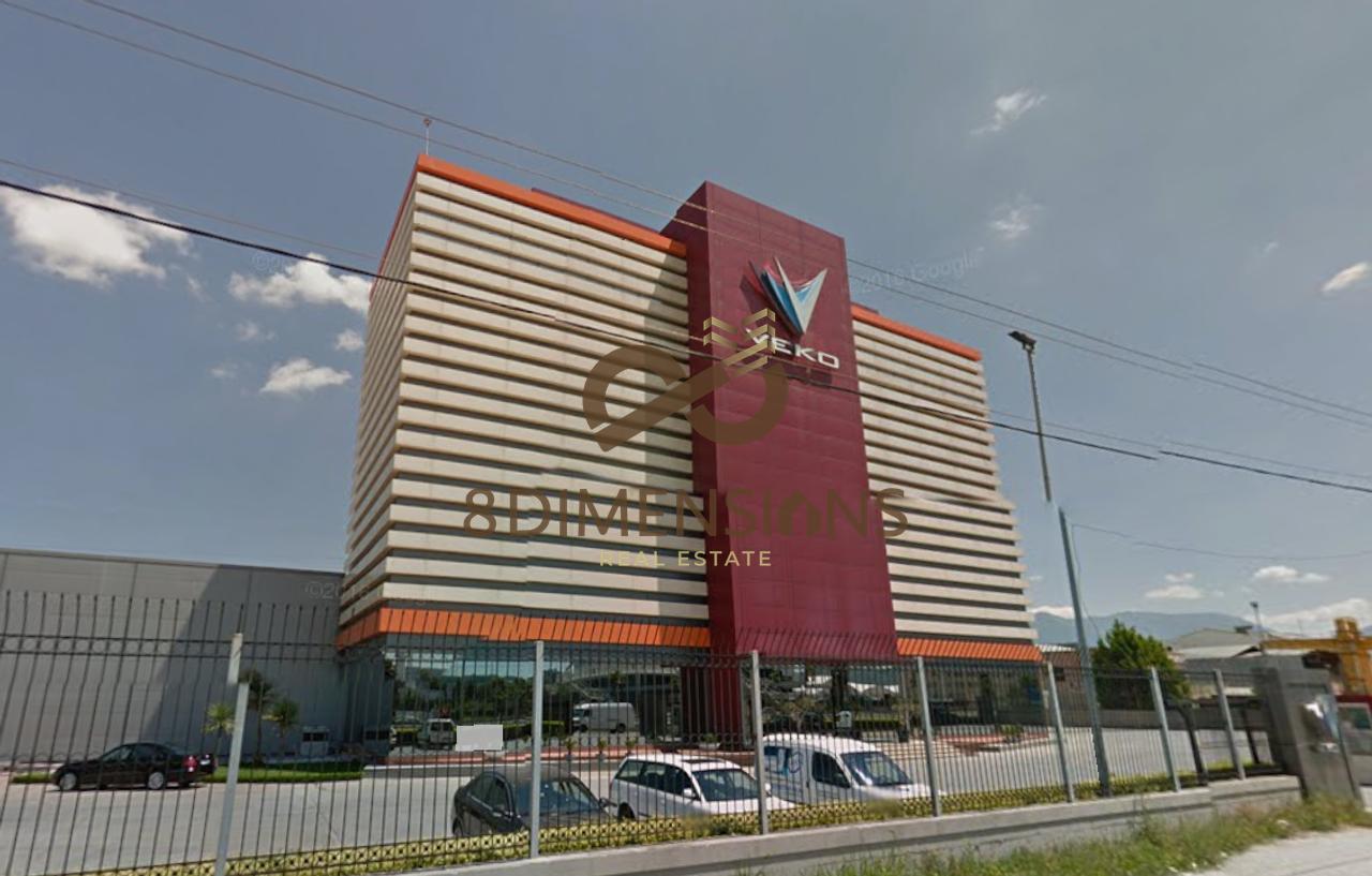 Shitet dyqan mbrapa Vekos (autostrada Tirane-Durres) D815A-24