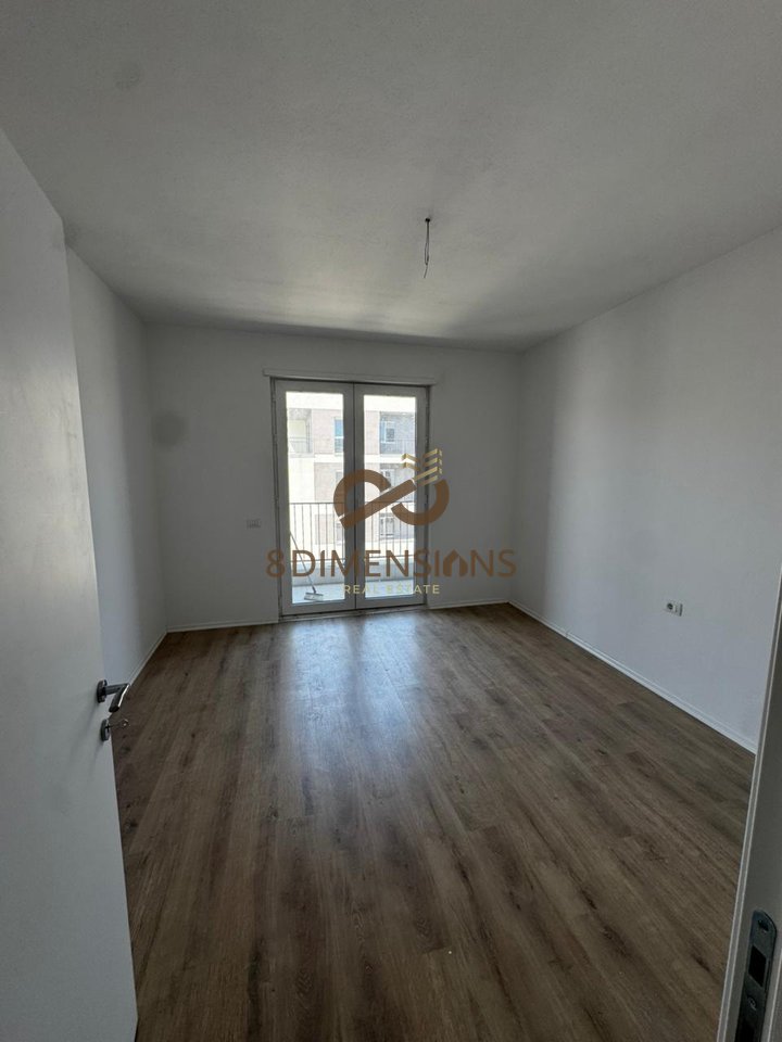 Jepet me qera Apartament  2+1 te Univers City (D8242A-114)