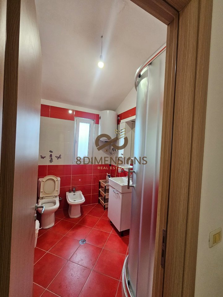 Apartament 2+1+2 tualete me qera ne Fresk, prane Restorant Qesarakes(ID D8242A-115)