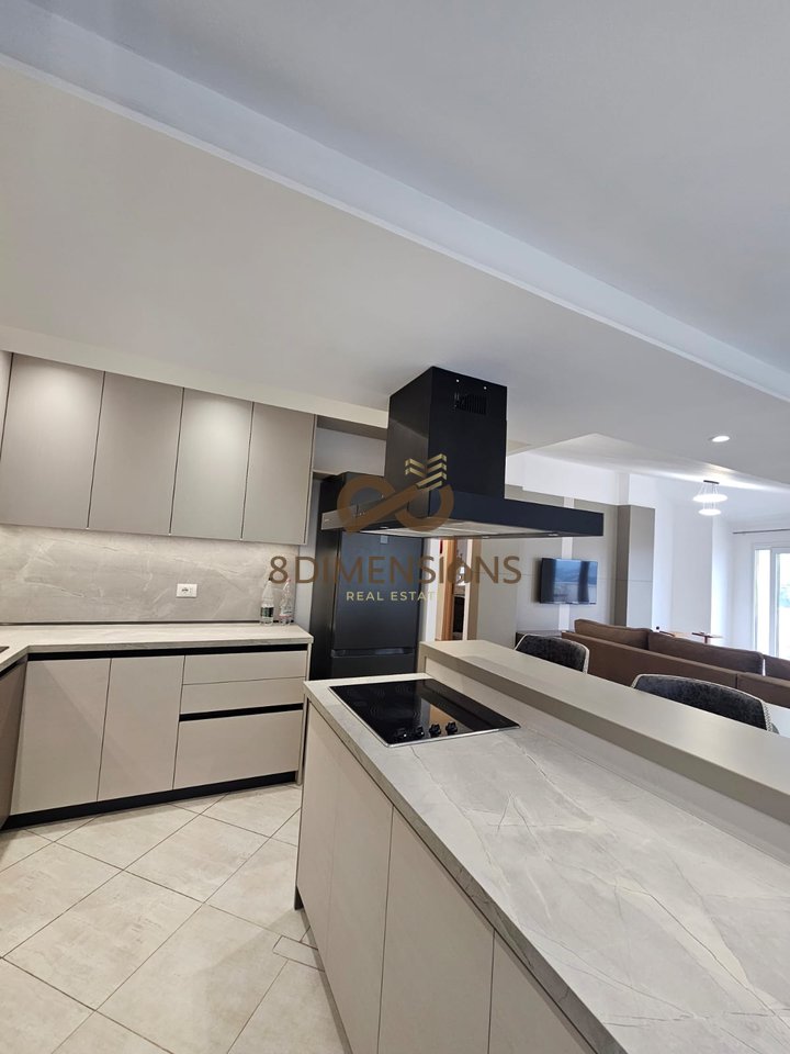 Apartament 2+1+2 tualete me qera ne Fresk, prane Restorant Qesarakes(ID D8242A-115)