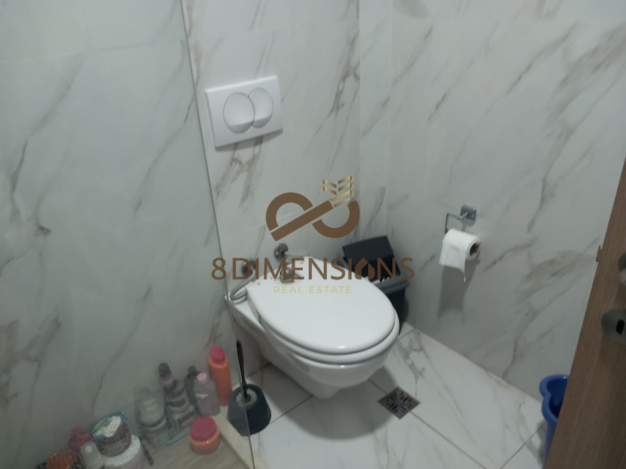 Vendesi appartamento 2+1 in Via Teodor Keko vicino all'Hotel Marinaj (D8142A-74)