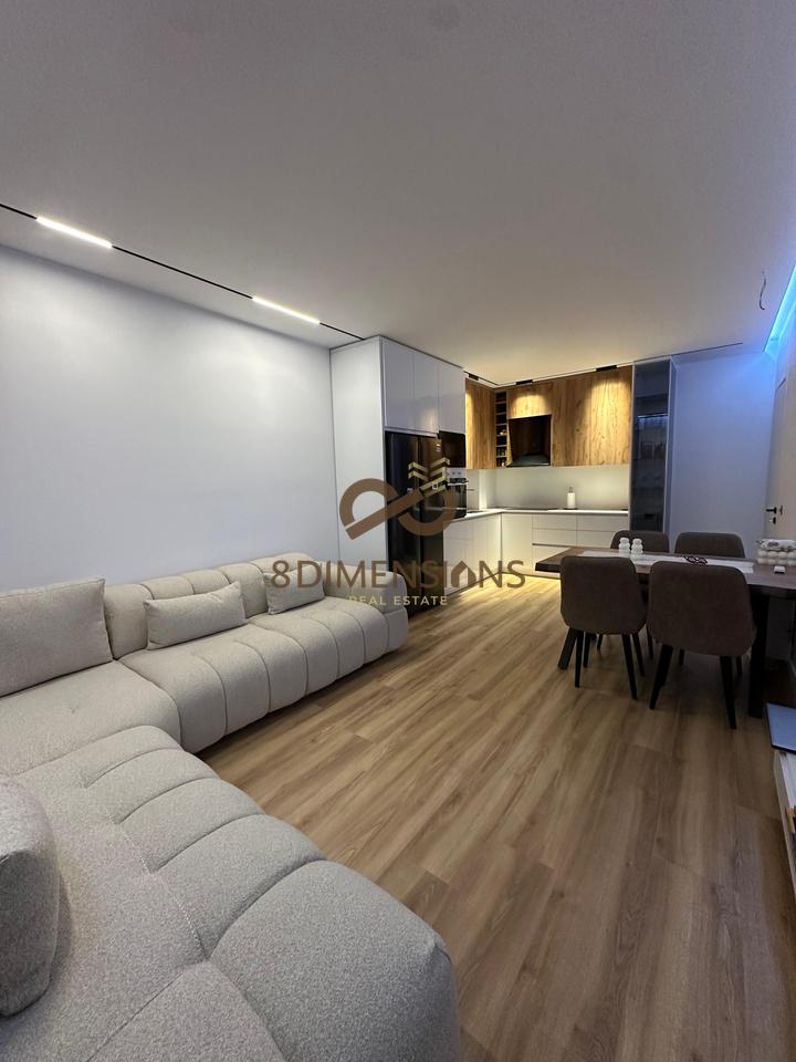 Shitet Apartament 2+1 te Univers City (D8142A-75)