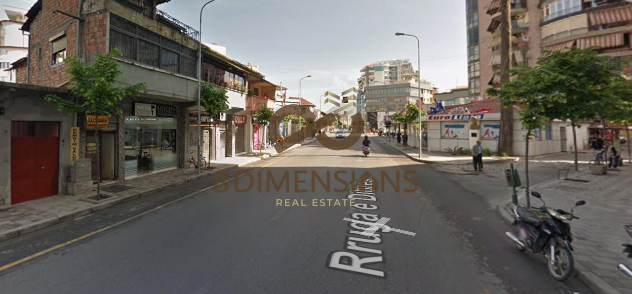 Plot for sale 400m away from Skanderbeg Square