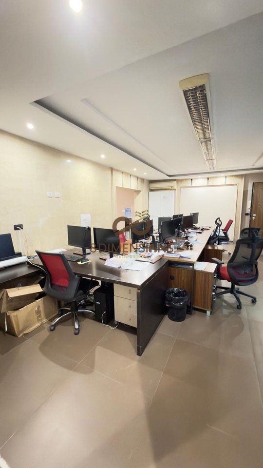 Office Space for Rent – Paris Commune, near Kristal Center in Tirana( ID D828A-44 )