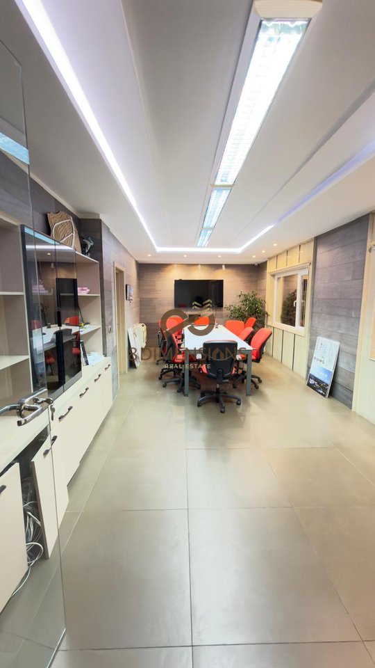 Office Space for Rent – Paris Commune, near Kristal Center in Tirana( ID D828A-44 )