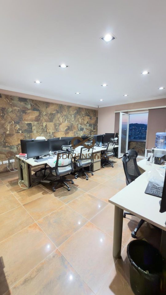 Office Space for Rent – Paris Commune, near Kristal Center in Tirana( ID D828A-44 )