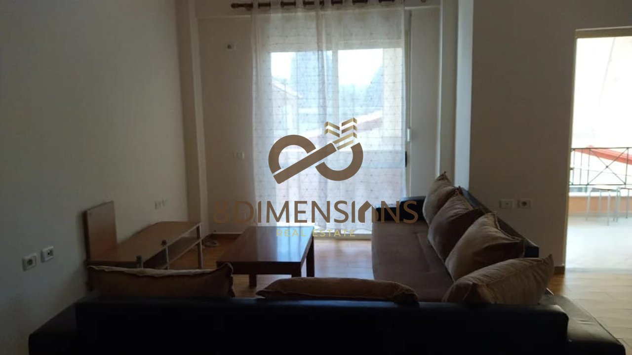 Jepet me qera apartament  1+1 tek Komuna e Parisit ne Tirane (ID D8141A-134 )