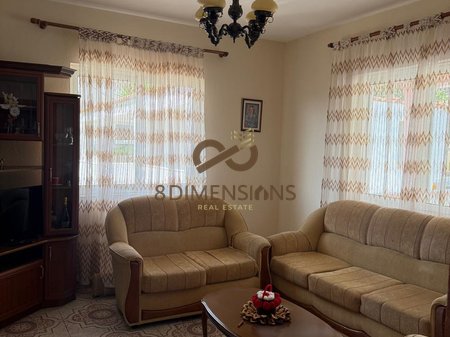 Jepet apartament me qera 2+1+2 sallone tek Depot e Ujit D8242A-227