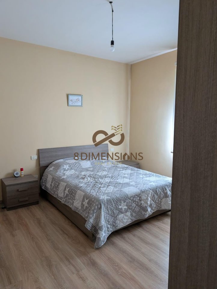 Jepet me qera apartament 2+1 ne zonen e Freskut, ne Tirane (ID D8242A-237)

