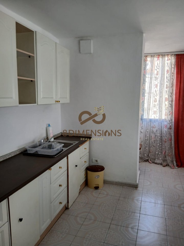 Jepet me qera apartament 1+1 pranë Shkollës “Vasil Shanto”  në Tiranë (ID D8241Z-65)
