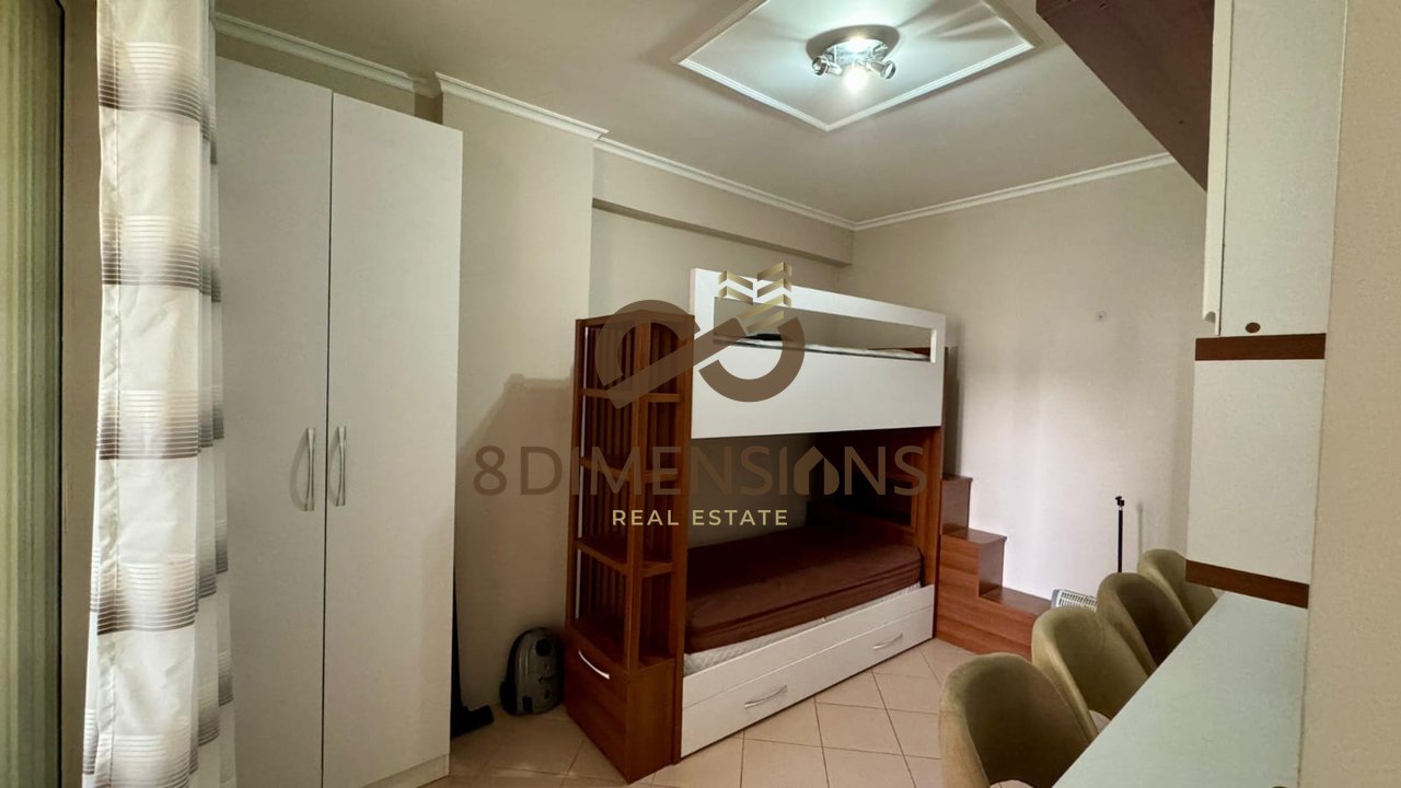 Jepet me qera Apartament 2+1 tek Kodra e Diellit, rruga Bill Clinton D8242A-242
