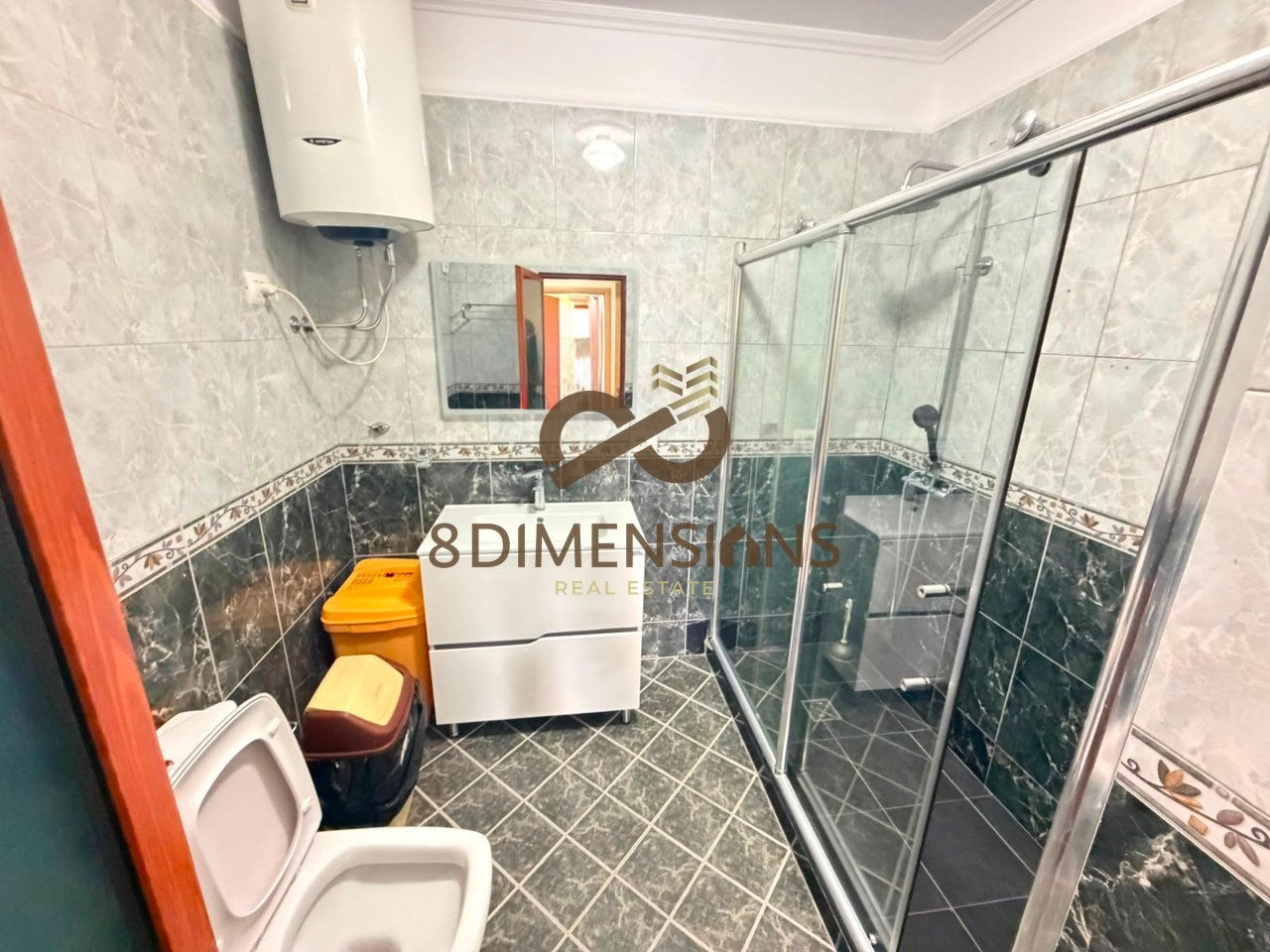In affitto Appartamento 2+1+2 In Via Barrikadave  D8242A-244
