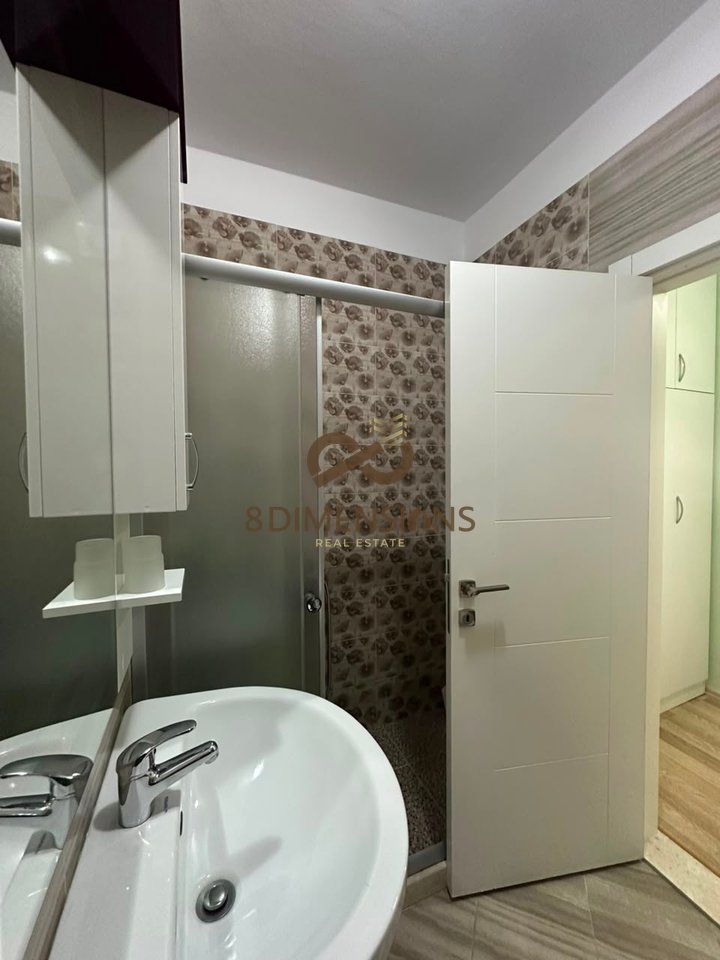 Appartamento 1+1 in affitto vicino a Toptani, nel centro di Tirana (ID D8241A-261)