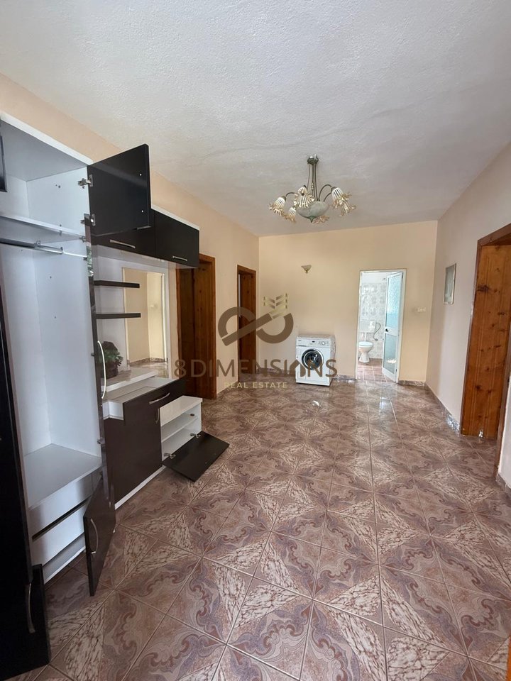 Affittasi appartamento 2+1+2 saloni presso Depot e Ujit D8242A-227