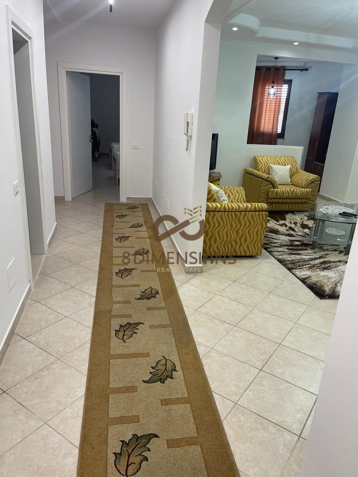 Appartamento 2+1 +2 +Balcone in affitto al Viale Zogu I - Tirana (ID D8242A-247)