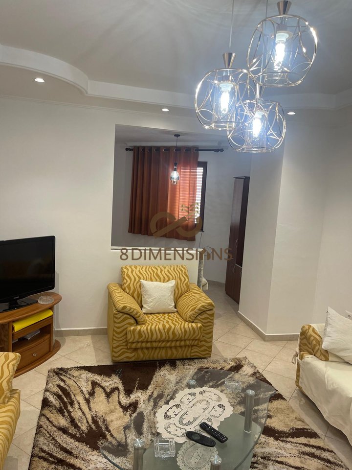 Appartamento 2+1 +2 +Balcone in affitto al Viale Zogu I - Tirana (ID D8242A-247)