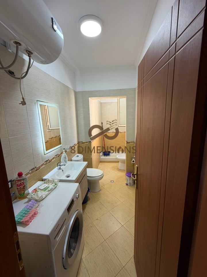 Appartamento 2+1 in affitto in via Duresi - vicino a Colosseo D8242Z-28