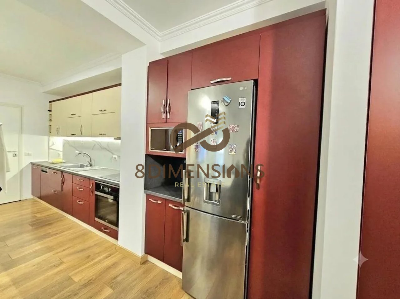 Appartamento 2+1 +Balcone +Posto Auto in affitto vicino al Giardino Botanico - Tirana (ID D8242A-249)