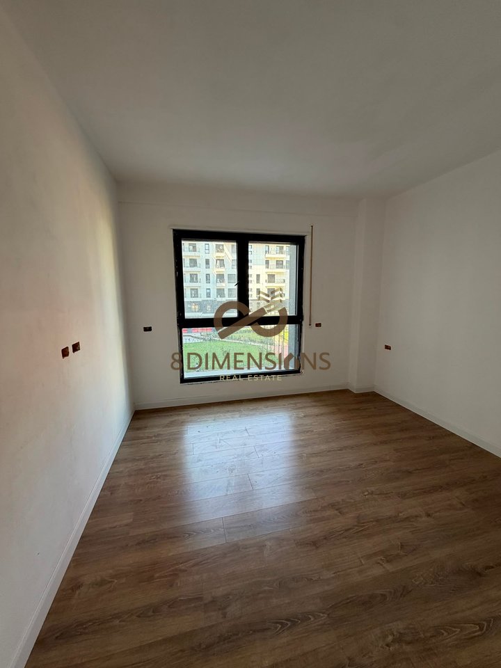 Jepet me qera Ambient Biznesi 2+1+2 në Kompleksin Ndregjoni, pranë Bulevardit të Ri ne Tirane (ID D828A-47)
