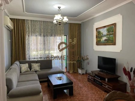 Apartament me qera 2+1 ne Laprake ,perballe Pro-Credit D8242Z-31