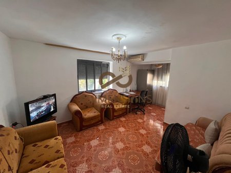 Apartment 1+1 for sale in Vasil Shanto near the school “Vasil Shanto” in Tirana (ID D8141Z-30 )