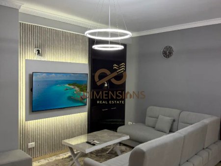 Apartament 3+1+2 tualete +2 ballkone tek Kodra Diellit,prane fondacionit Eleonor D8242A-256