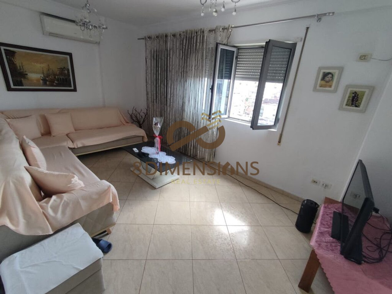 Jepet me qira apartament  në Rrugën Fortuzi  përballë Ministrisë së Drejtësisë, ne Tirane (ID D8242A-260 )