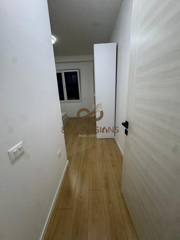 Apartament 2+1+2 i pabanuar ne Paskuqan D8242A-264