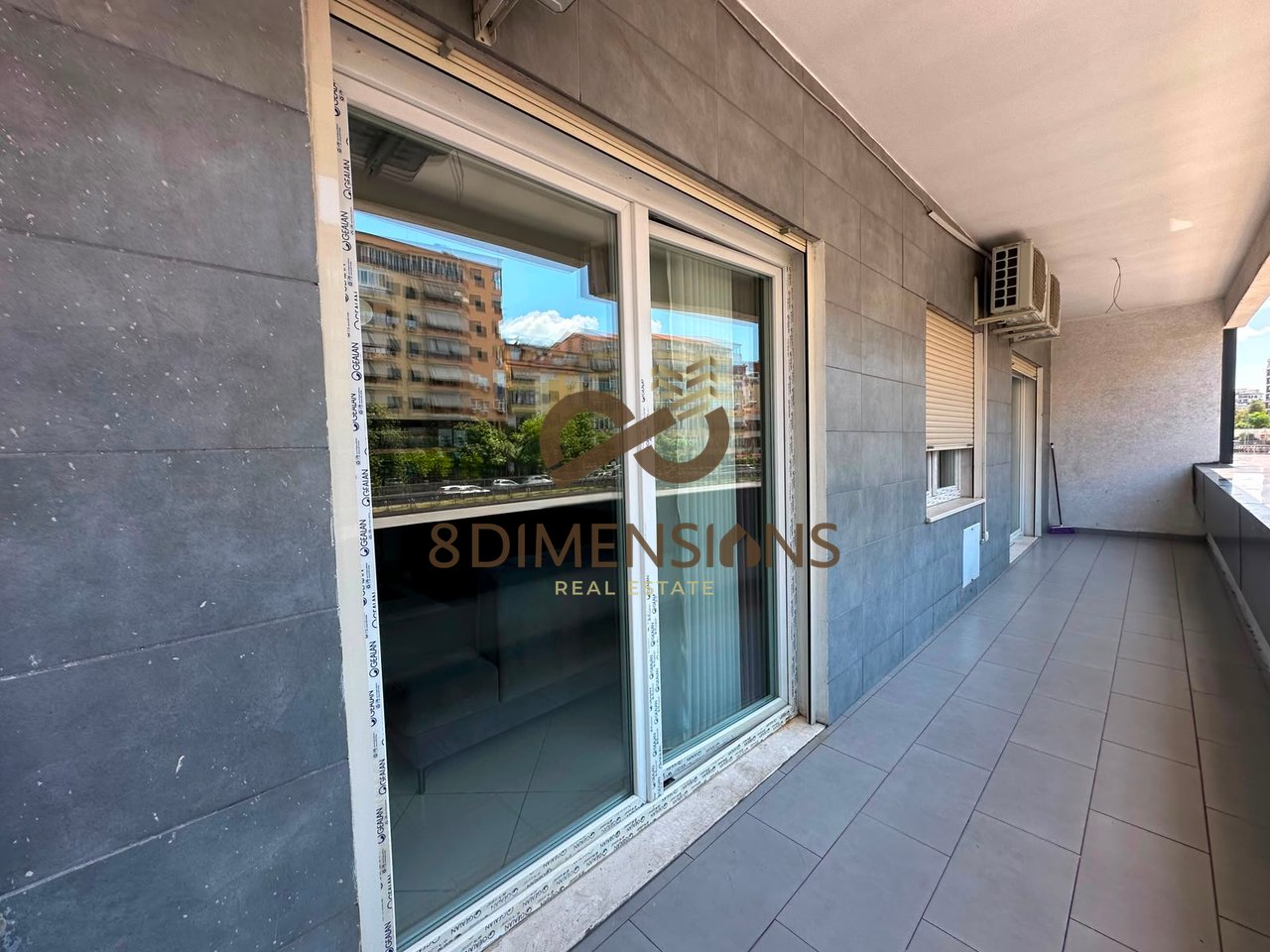 For rent Apartment 2+1+2 at Komuna e Parisit near Kristal center (D8242A-265)